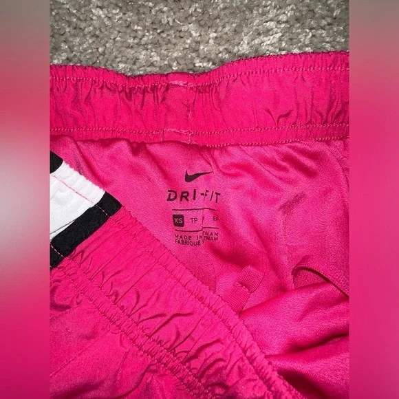 Nike Shorts Size XS - Picture 2 of 2